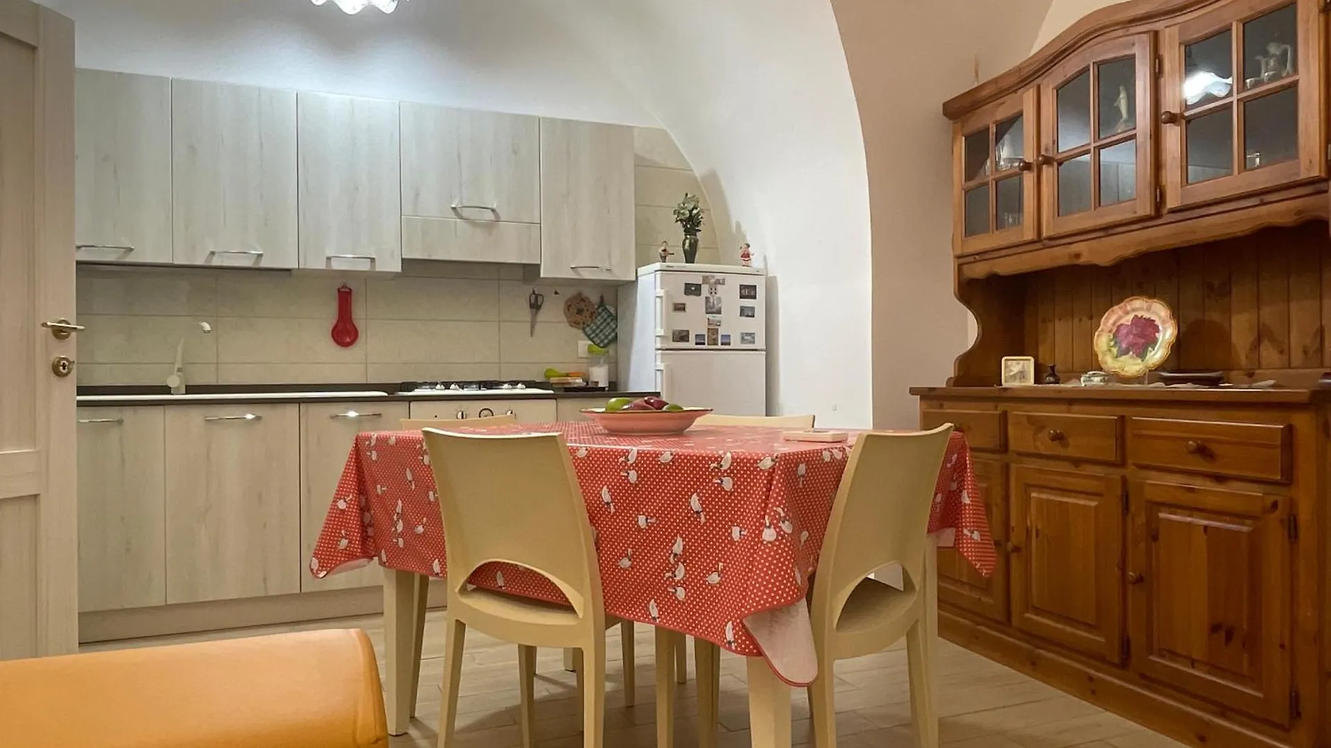 公寓 莫迪卡Gio House公寓